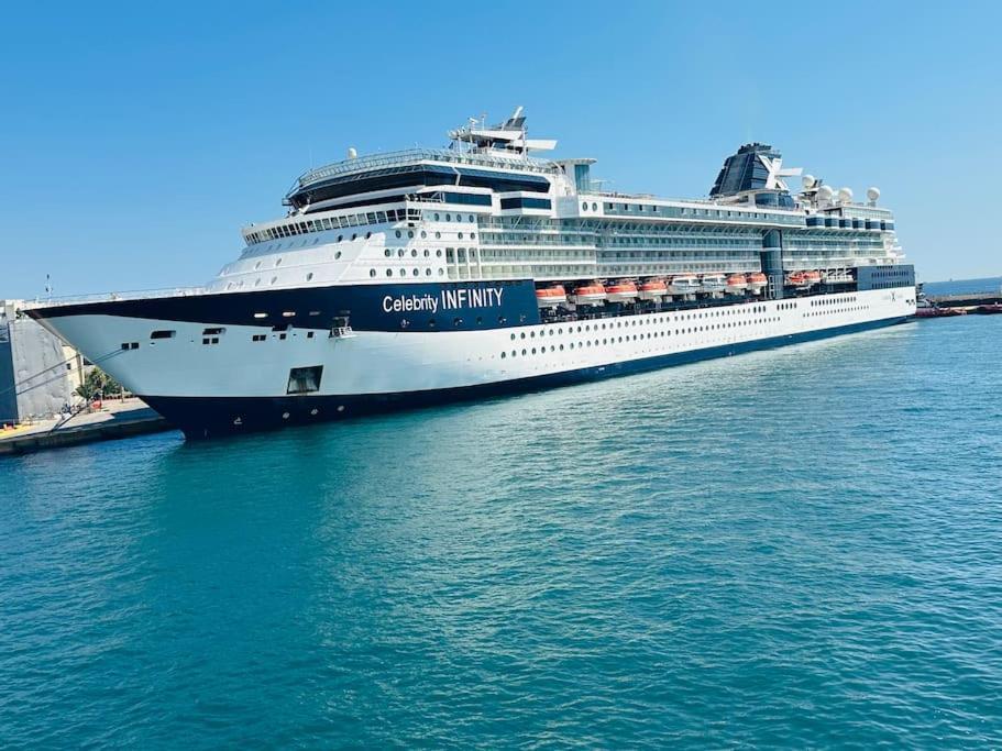 Blue Suite At Piraeus Port Exteriér fotografie